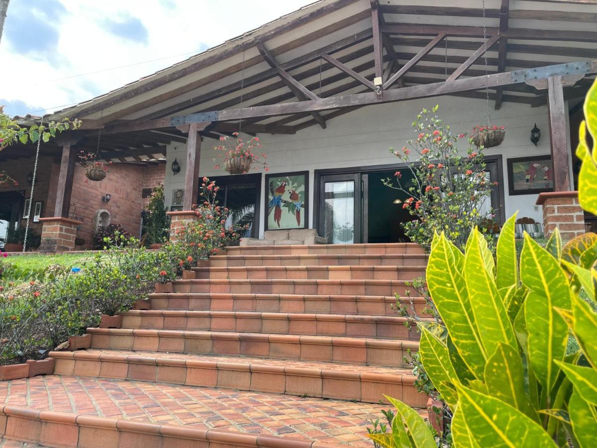 Finca Hotel Villa Camila Копакабана Екстер'єр фото